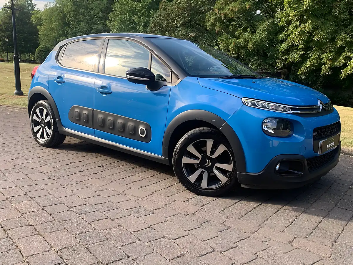 Used 2017 Citroen C3 Flair Blue - Interior and Exterior details 4