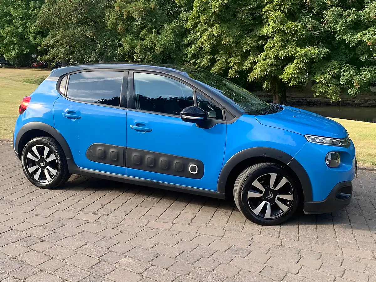 Used 2017 Citroen C3 Flair Blue - Interior and Exterior details 7