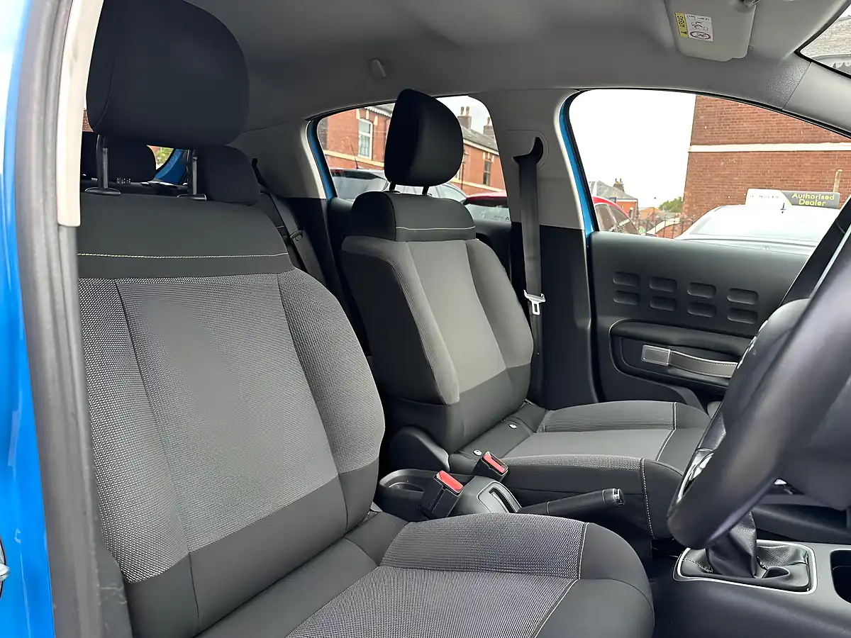 Used 2017 Citroen C3 Flair Blue - Interior and Exterior details 10