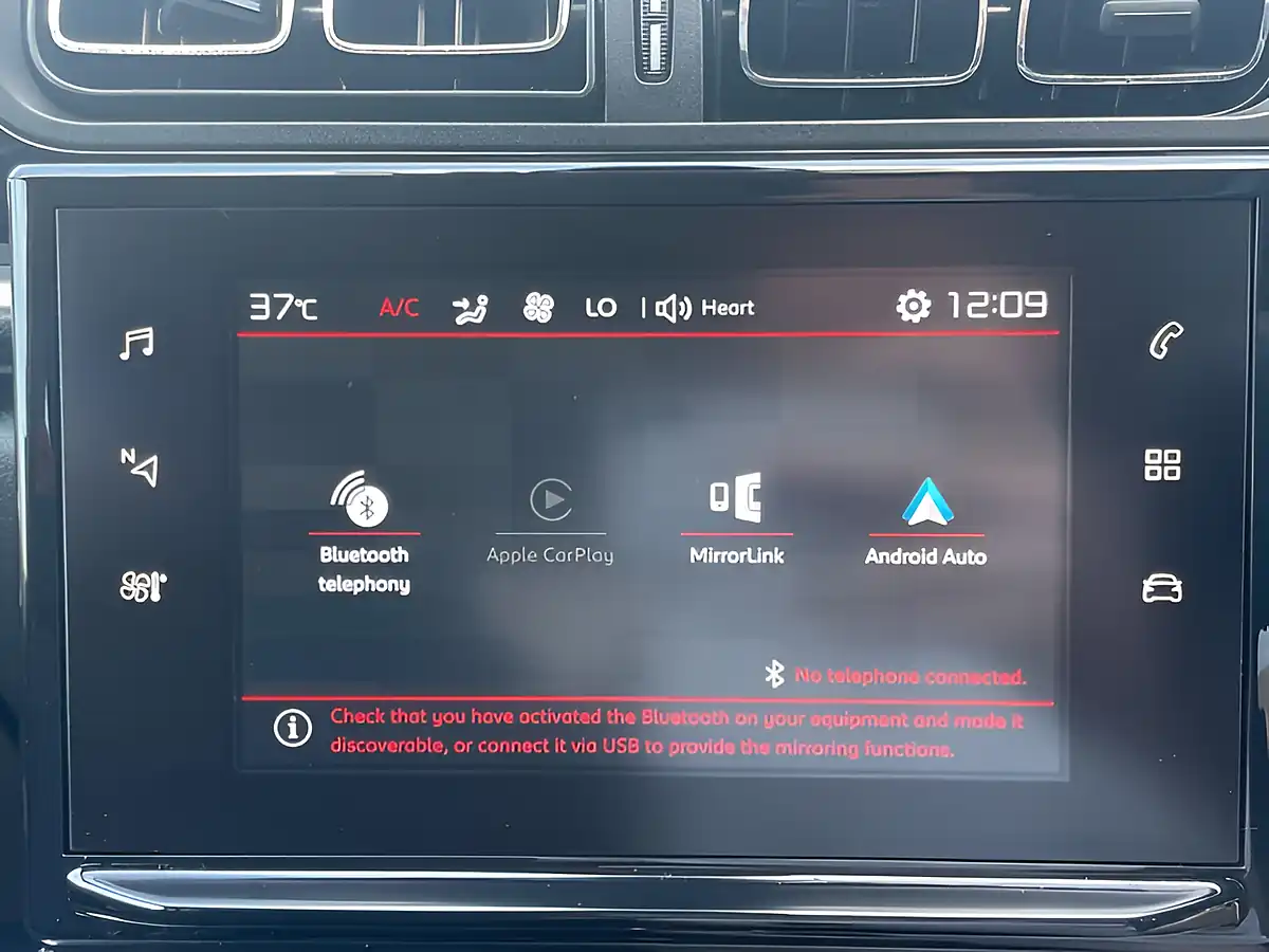 Used 2017 Citroen C3 Flair Green - Interior and Exterior details 18