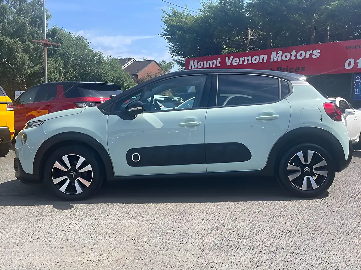 Used 2017 Citroen C3 Flair Green - Interior and Exterior details 4