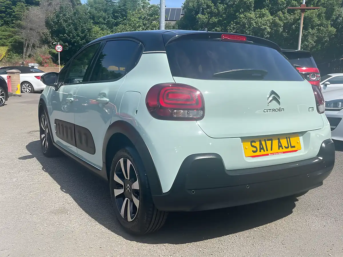 Used 2017 Citroen C3 Flair Green - Interior and Exterior details 6