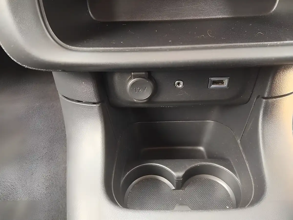 Used 2017 Citroen C3 Flair Grey - Interior and Exterior details 16