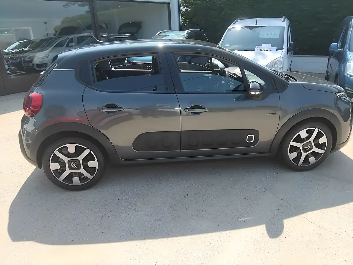 Used 2017 Citroen C3 Flair Grey - Interior and Exterior details 9