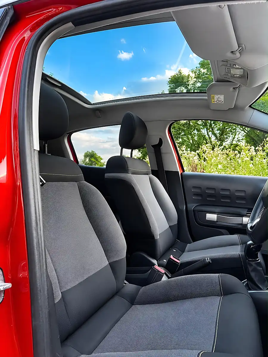 Used 2017 Citroen C3 Flair Orange - Interior and Exterior details 6