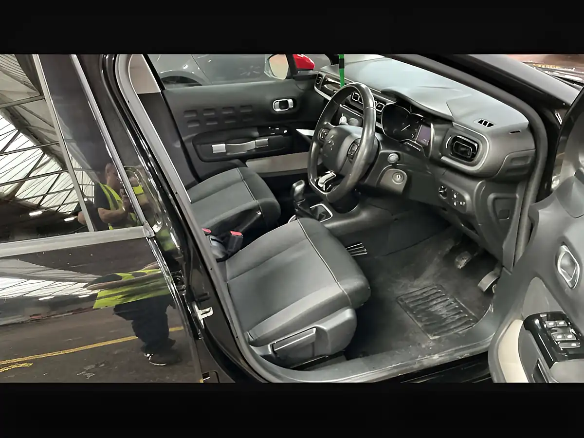 Used 2017 Citroen C3 Flair Perla Nera Black - Interior and Exterior details 9
