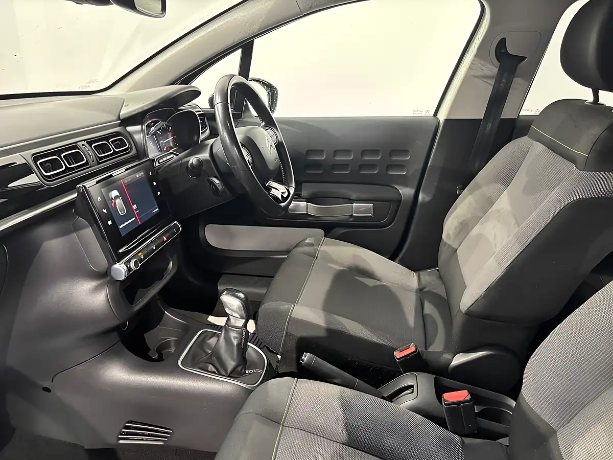 Used 2017 Citroen C3 Flair Polar White - Interior and Exterior details 11