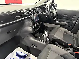 Used 2017 Citroen C3 Flair Polar White - Interior and Exterior details 12