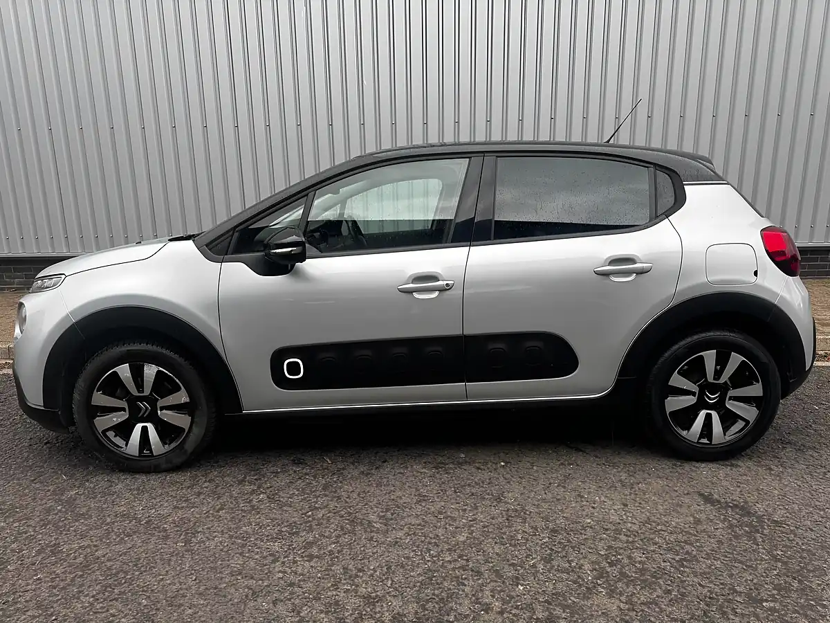 Used 2017 Citroen C3 Flair Silver - Interior and Exterior details 9