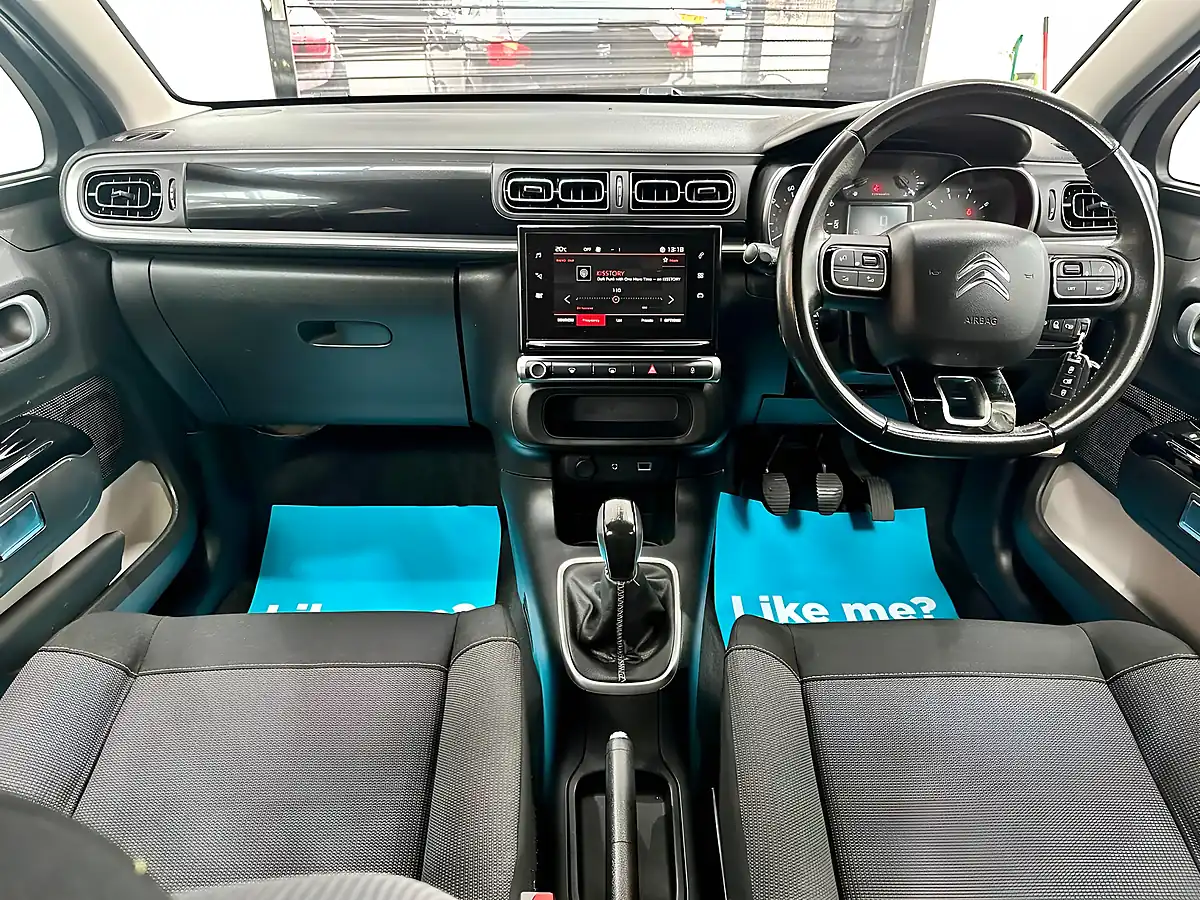 Used 2017 Citroen C3 Flair Silver - Interior and Exterior details 9