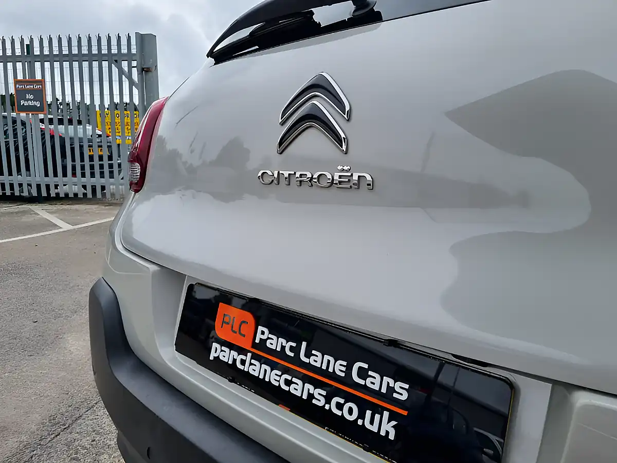 Used 2017 Citroen C3 Flair Soft Sand Metallic - Interior and Exterior details 10