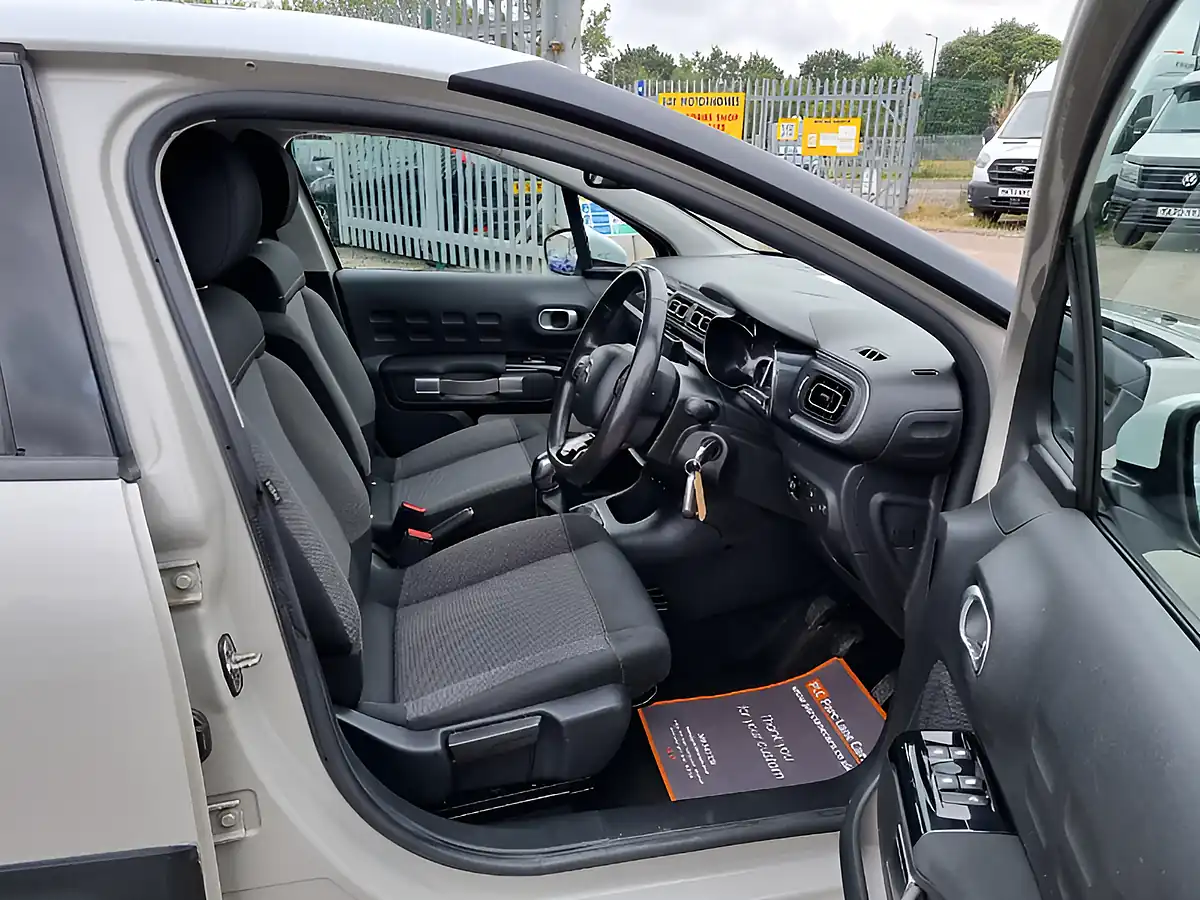 Used 2017 Citroen C3 Flair Soft Sand Metallic - Interior and Exterior details 11
