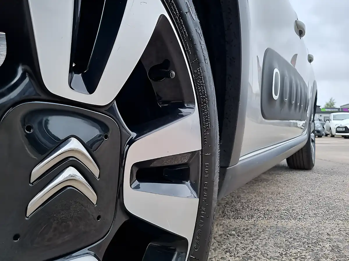 Used 2017 Citroen C3 Flair Soft Sand Metallic - Interior and Exterior details 5