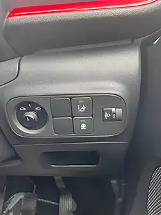 Used 2017 Citroen C3 Flair White - Interior and Exterior details 11