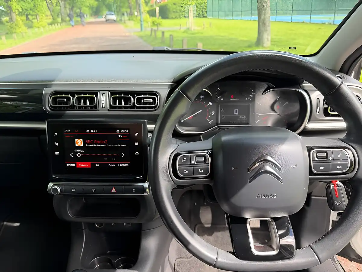 Used 2017 Citroen C3 Flair White - Interior and Exterior details 14
