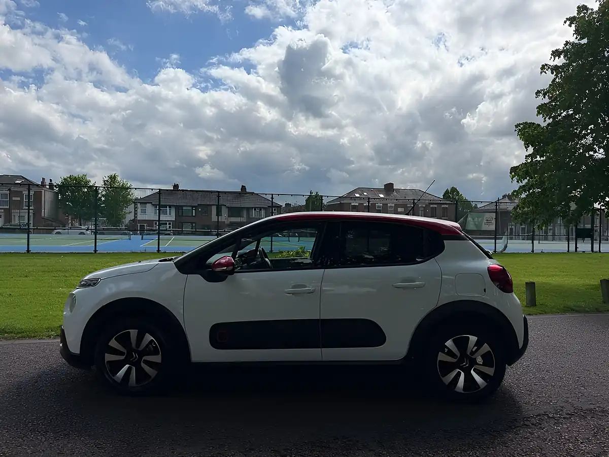 Used 2017 Citroen C3 Flair White - Interior and Exterior details 5