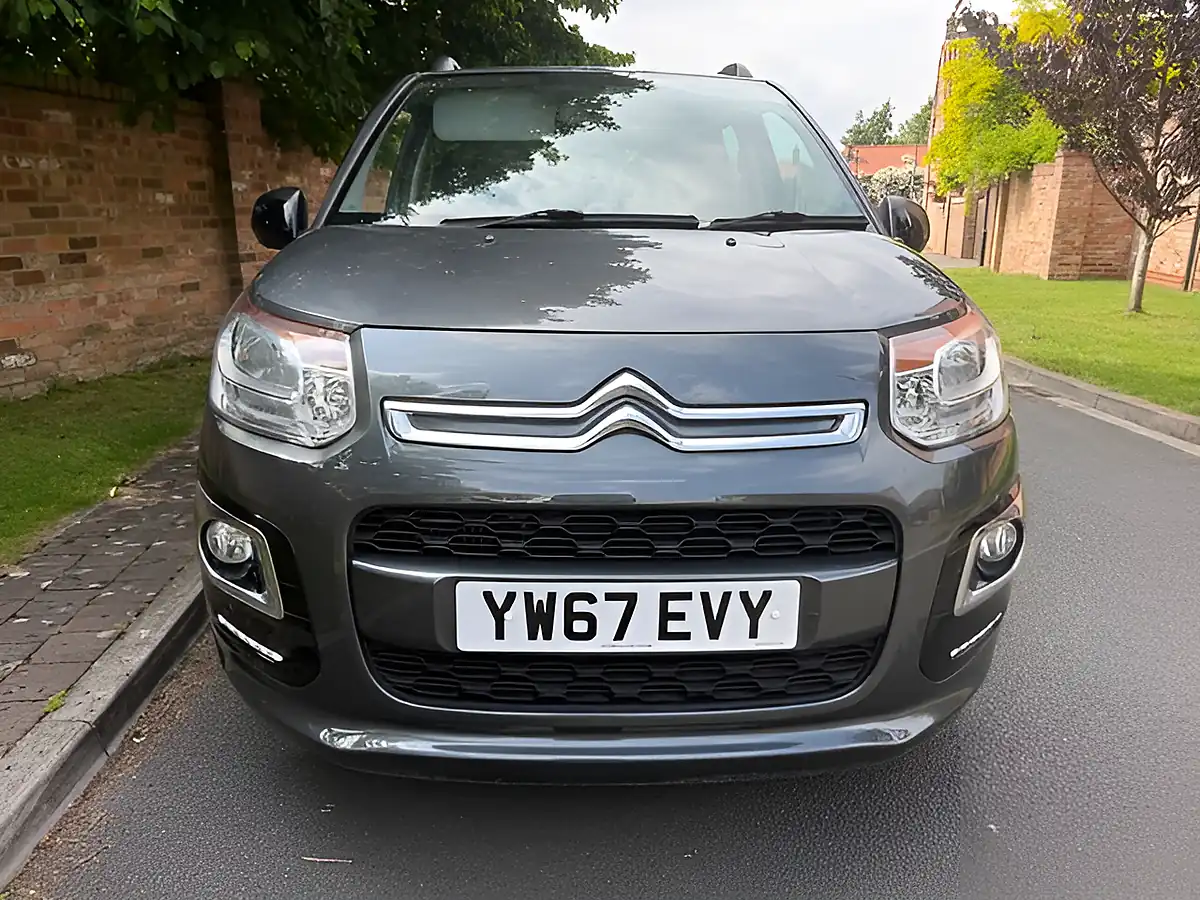 Used 2017 Citroen C3 Picasso Edition Grey - Interior and Exterior details 18