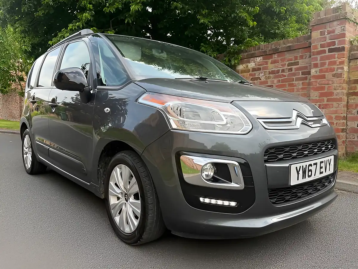 Used 2017 Citroen C3 Picasso Edition Grey - Interior and Exterior details 2