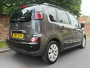 Used 2017 Citroen C3 Picasso Edition Grey - Interior and Exterior details 4
