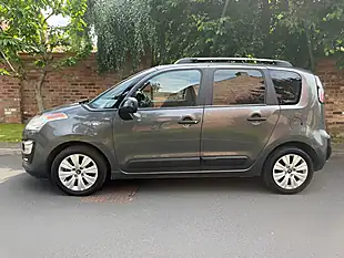 Used 2017 Citroen C3 Picasso Edition Grey - Interior and Exterior details 8