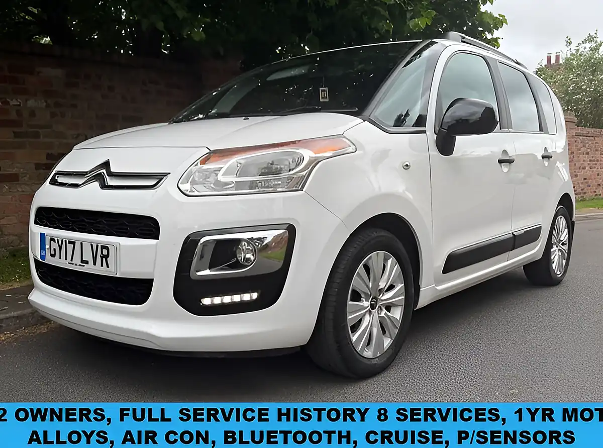 Used 2017 Citroen C3 Picasso Edition White - Front View