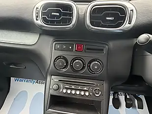 Used 2017 Citroen C3 Picasso Edition White - Interior and Exterior details 10