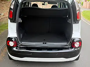 Used 2017 Citroen C3 Picasso Edition White - Interior and Exterior details 17