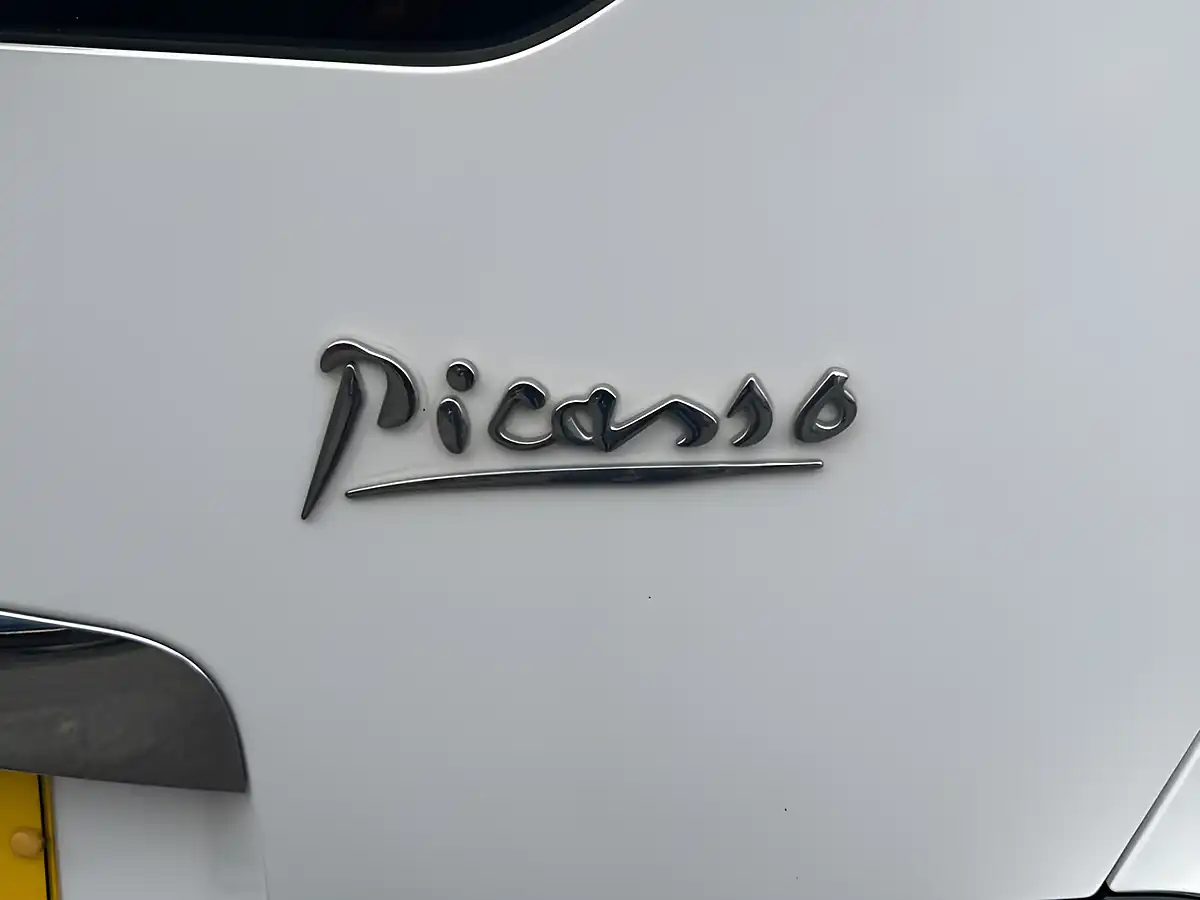Used 2017 Citroen C3 Picasso Edition White - Interior and Exterior details 10