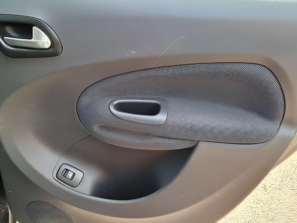 Used 2017 Citroen C3 Picasso Platinum Grey - Interior and Exterior details 16