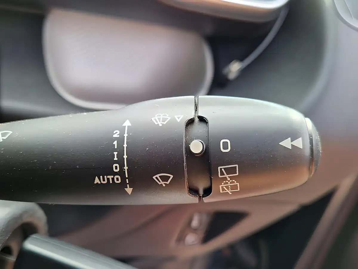 Used 2017 Citroen C3 Picasso Platinum Grey - Interior and Exterior details 19
