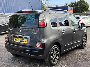Used 2017 Citroen C3 Picasso Platinum Grey - Interior and Exterior details 8