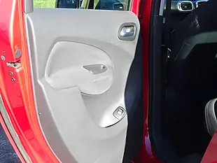 Used 2017 Citroen C3 Picasso Platinum Red - Interior and Exterior details 14