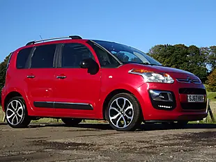 Used 2017 Citroen C3 Picasso Platinum Red - Interior and Exterior details 7