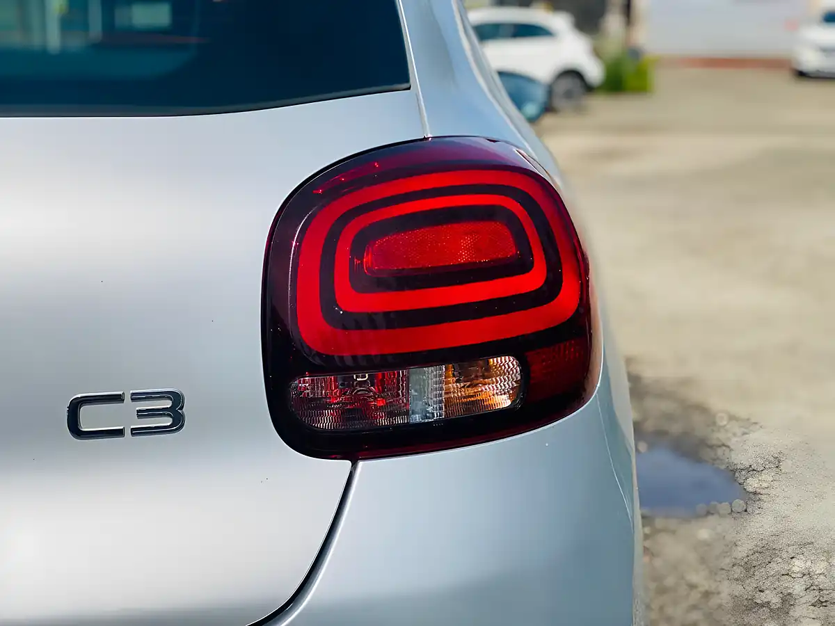 Used 2017 Citroen C3 Touch Silver - Interior and Exterior details 11