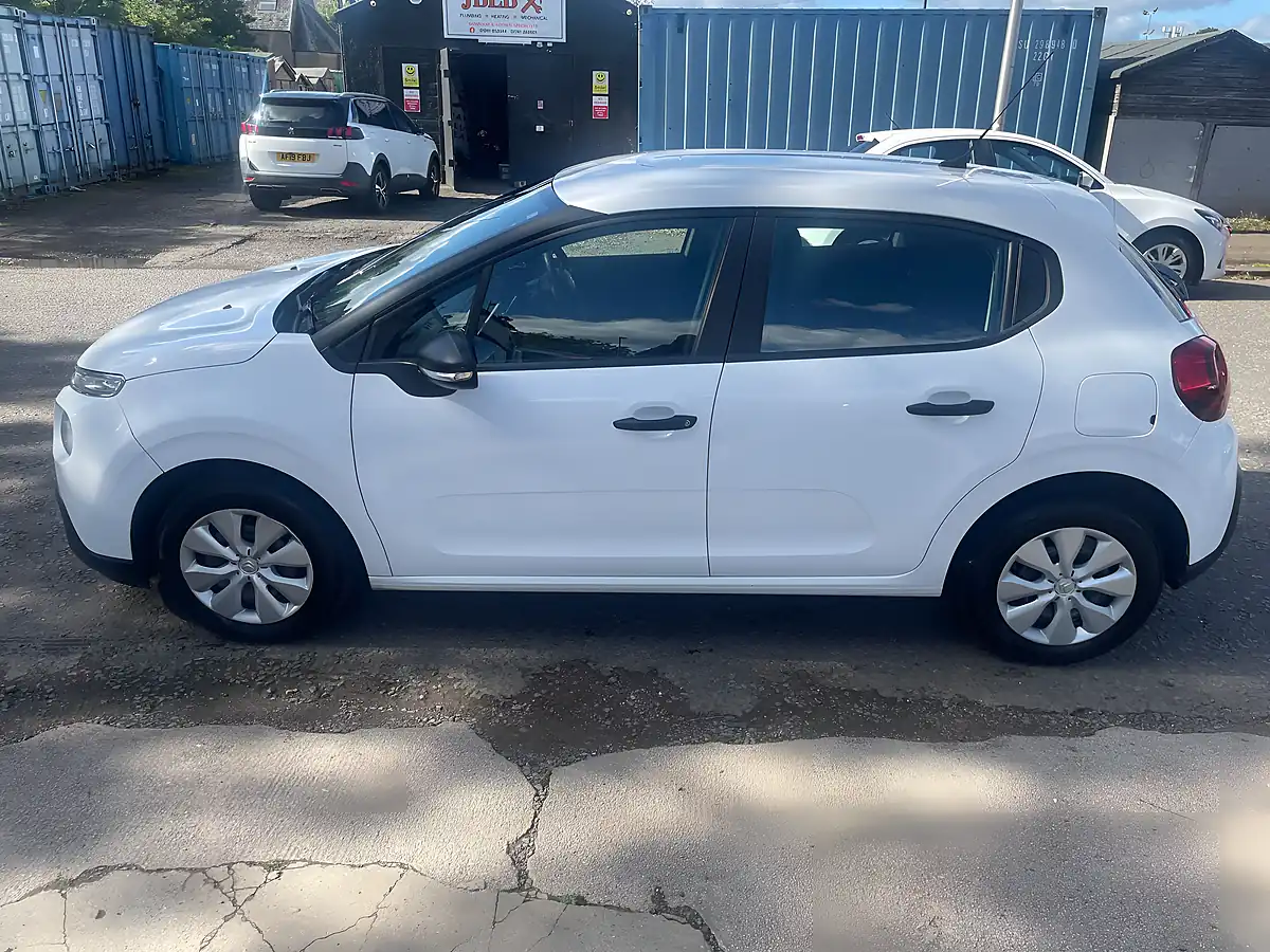 Used 2017 Citroen C3 Touch White - Interior and Exterior details 8