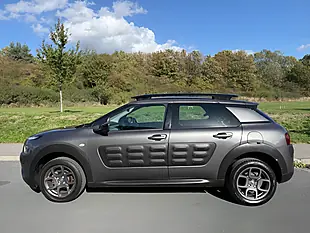 Used 2017 Citroen C4 Cactus Feel Grey - Interior and Exterior details 4
