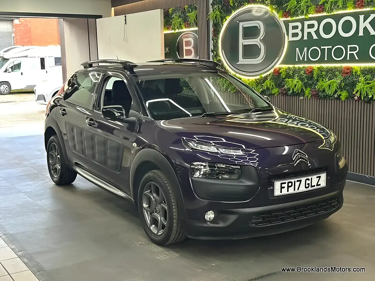 Used 2017 Citroen C4 Cactus Feel S/S Mauve/Purple - Front View