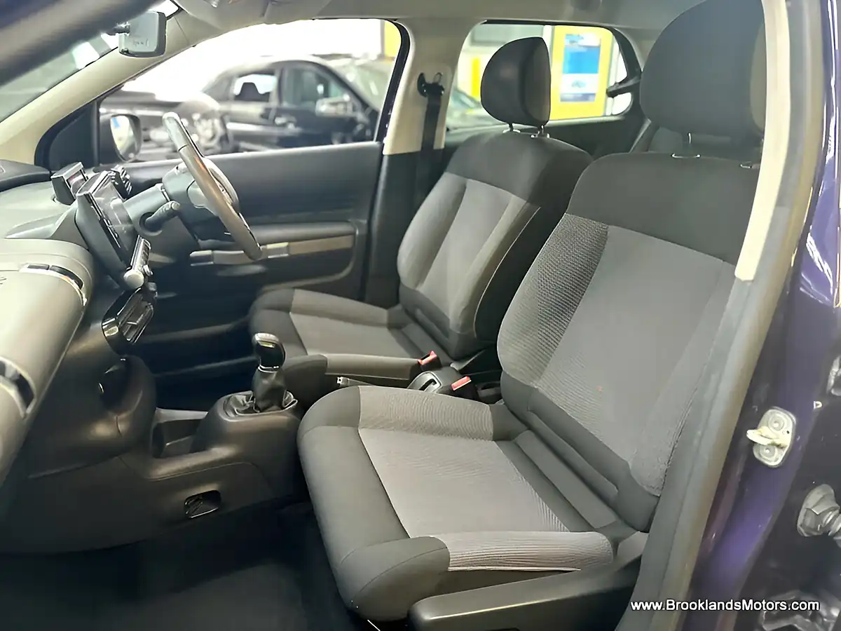 Used 2017 Citroen C4 Cactus Feel S/S Mauve/Purple - Interior and Exterior details 15