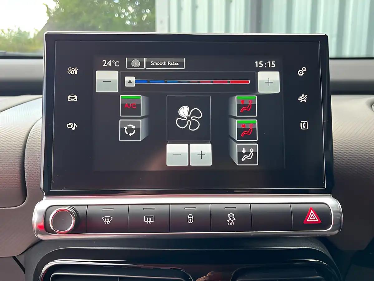 Used 2017 Citroen C4 Cactus Feel Silver - Interior and Exterior details 13
