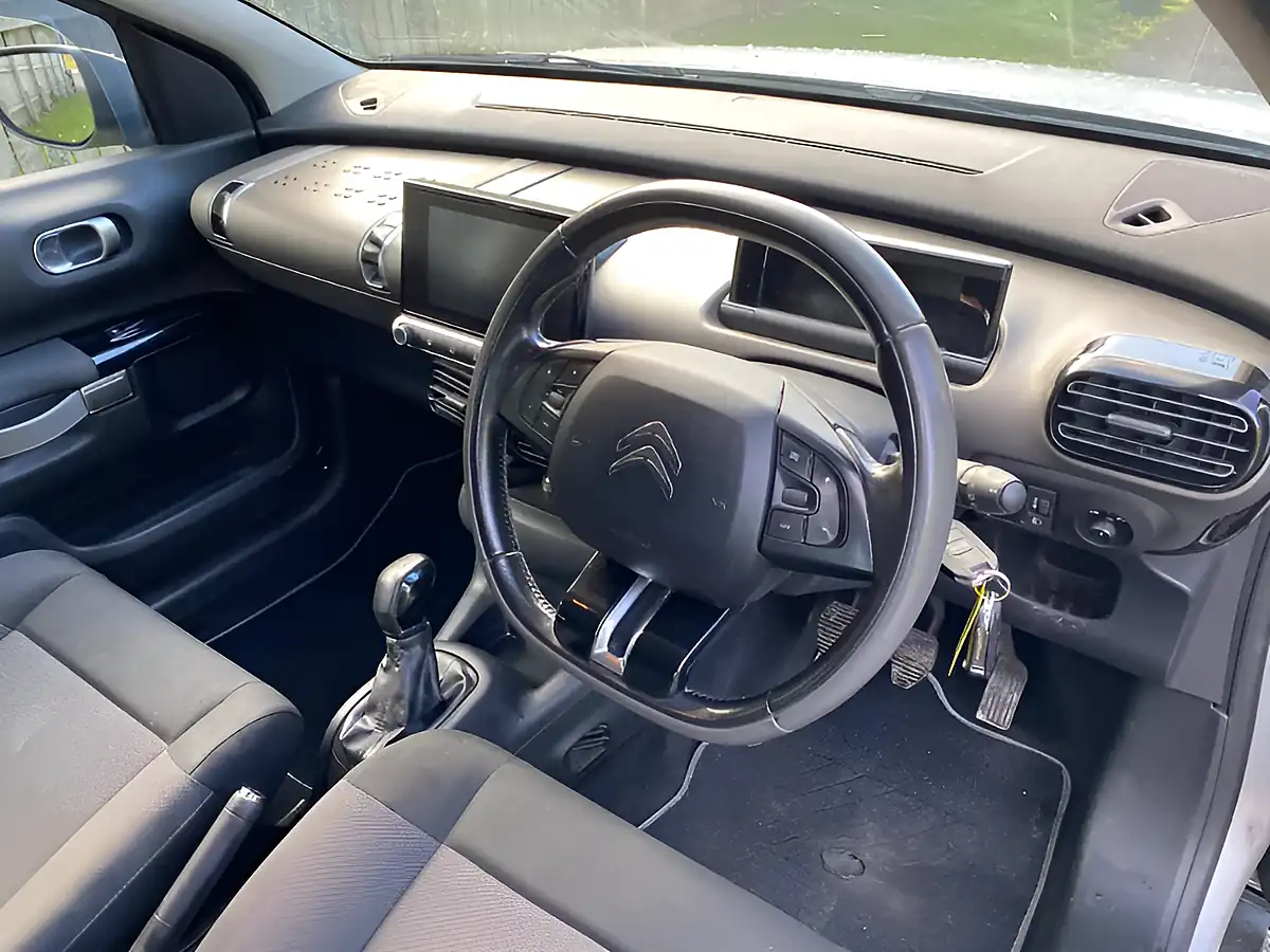 Used 2017 Citroen C4 Cactus Feel Silver - Interior and Exterior details 18