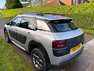 Used 2017 Citroen C4 Cactus Feel Silver - Interior and Exterior details 7