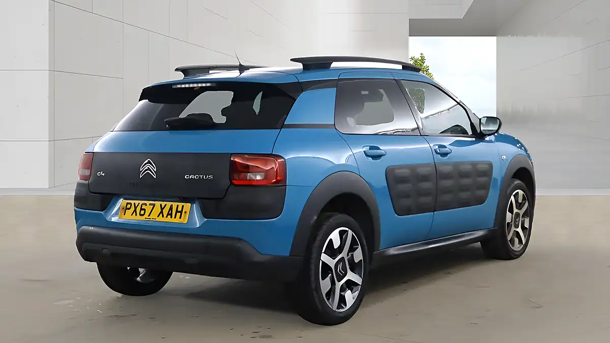 Used 2017 Citroen C4 Cactus Flair Blue - Interior and Exterior details 4