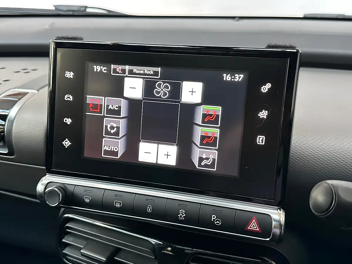 Used 2017 Citroen C4 Cactus Flair Edition Steel Grey - Interior and Exterior details 14