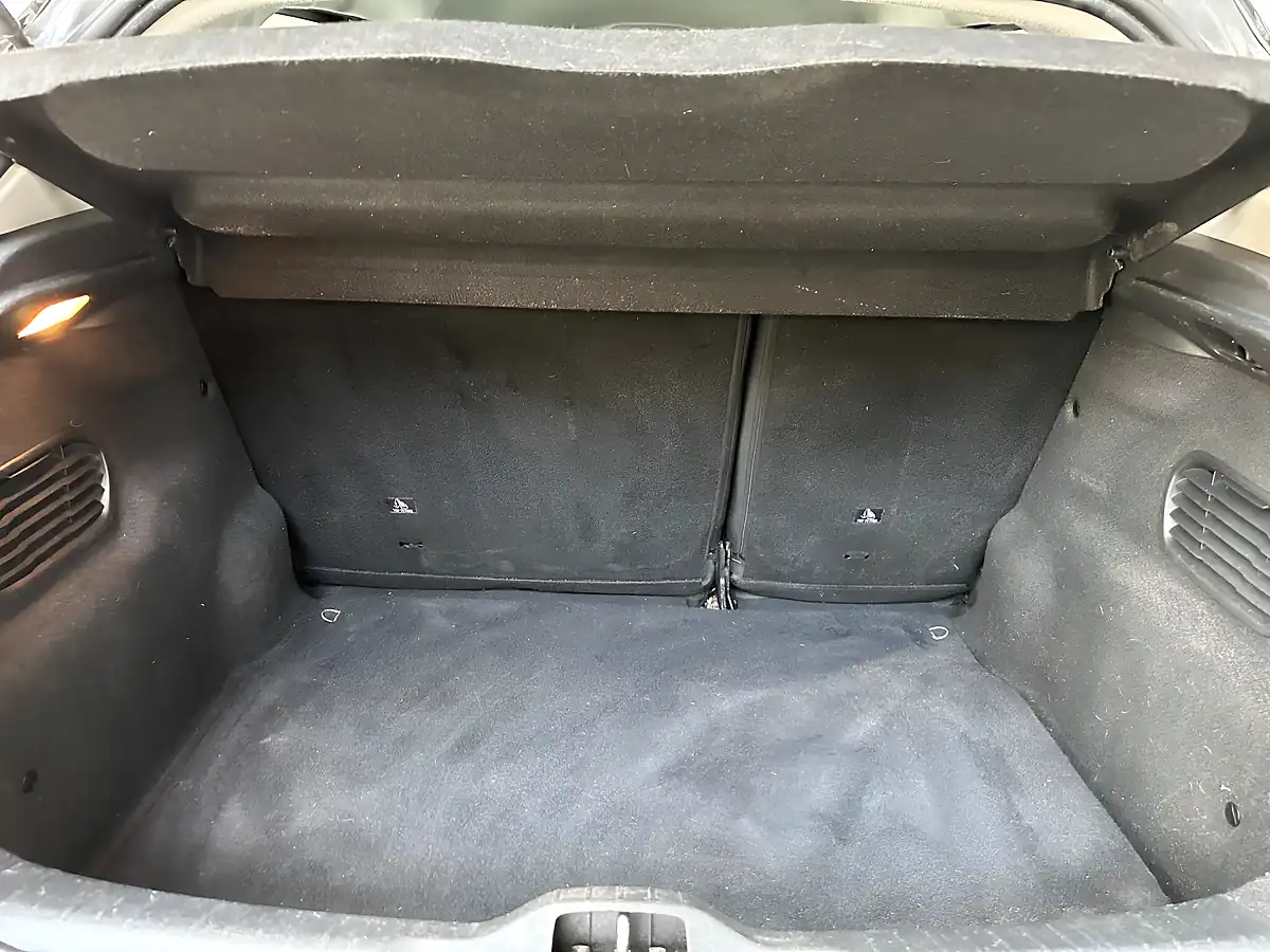 Used 2017 Citroen C4 Cactus Flair Edition Steel Grey - Interior and Exterior details 18