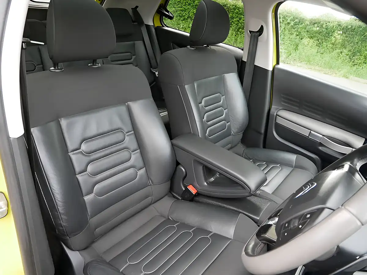 Used 2017 Citroen C4 Cactus Flair Edition Yellow - Interior and Exterior details 12
