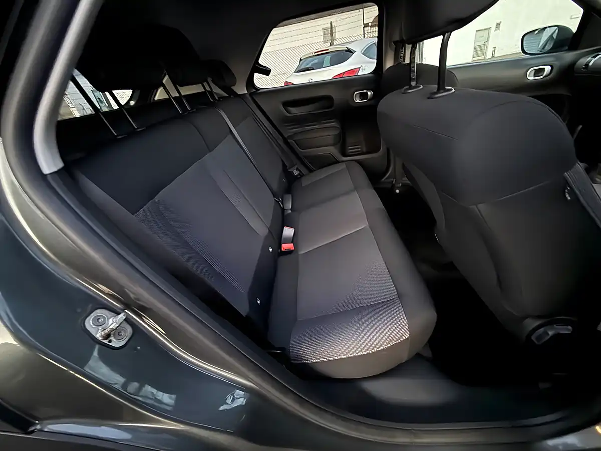 Used 2017 Citroen C4 Cactus Flair Grey - Interior and Exterior details 11