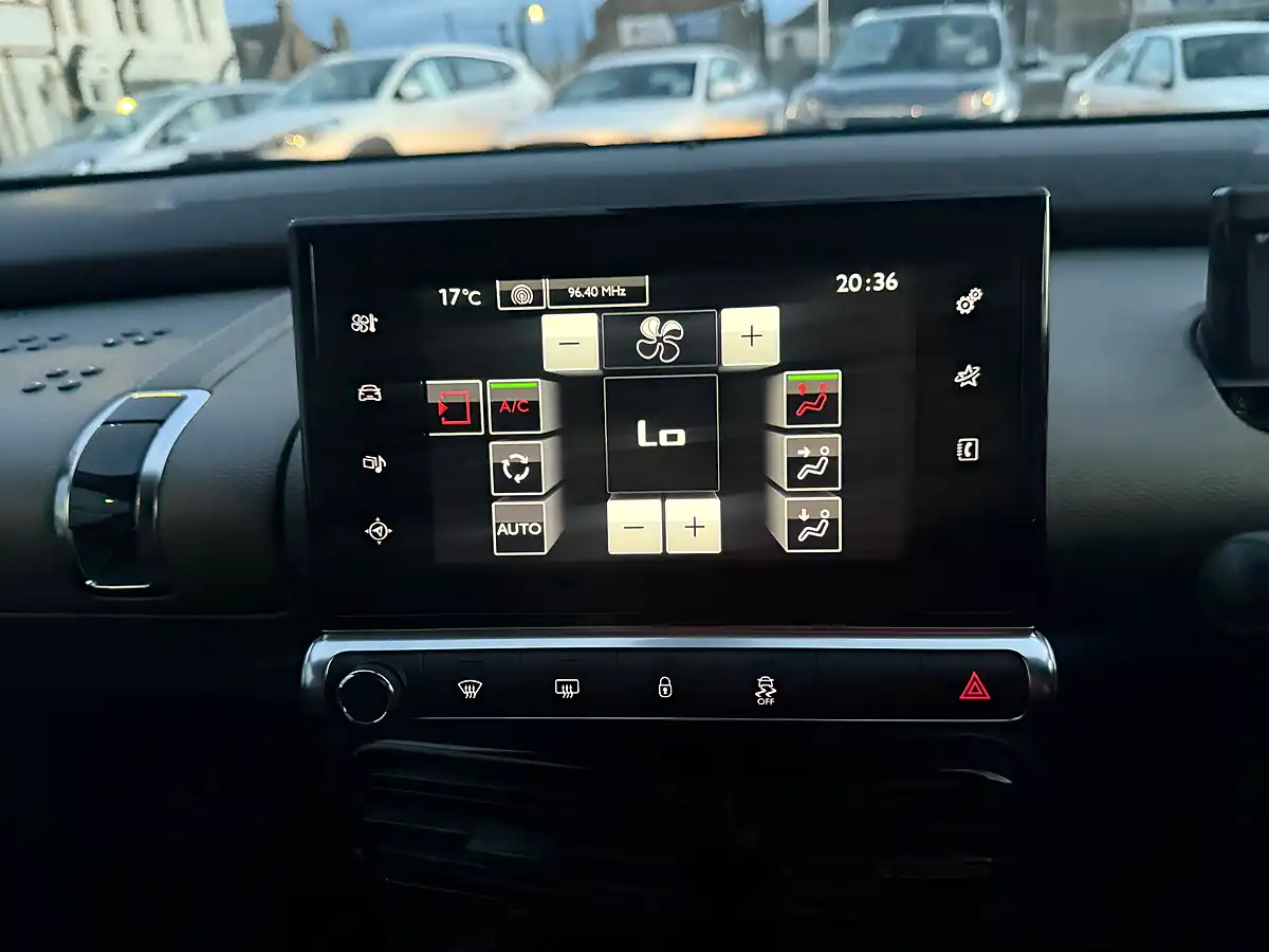 Used 2017 Citroen C4 Cactus Flair Grey - Interior and Exterior details 15