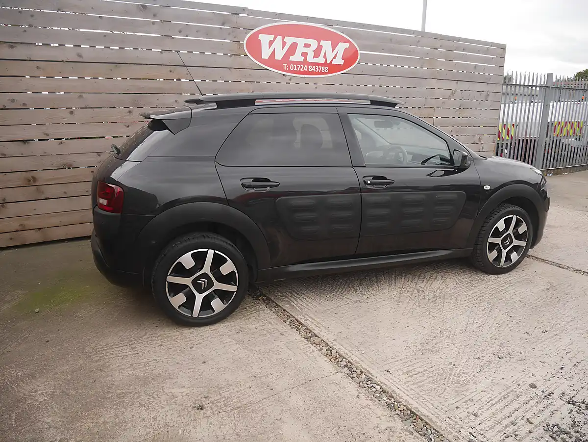 Used 2017 Citroen C4 Cactus Flair Obsidian Black - Interior and Exterior details 3