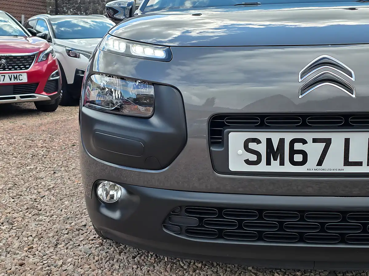 Used 2017 Citroen C4 Cactus Flair Platinum Grey Metallic - Interior and Exterior details 4