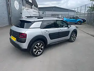 Used 2017 Citroen C4 Cactus Flair Silver - Interior and Exterior details 7